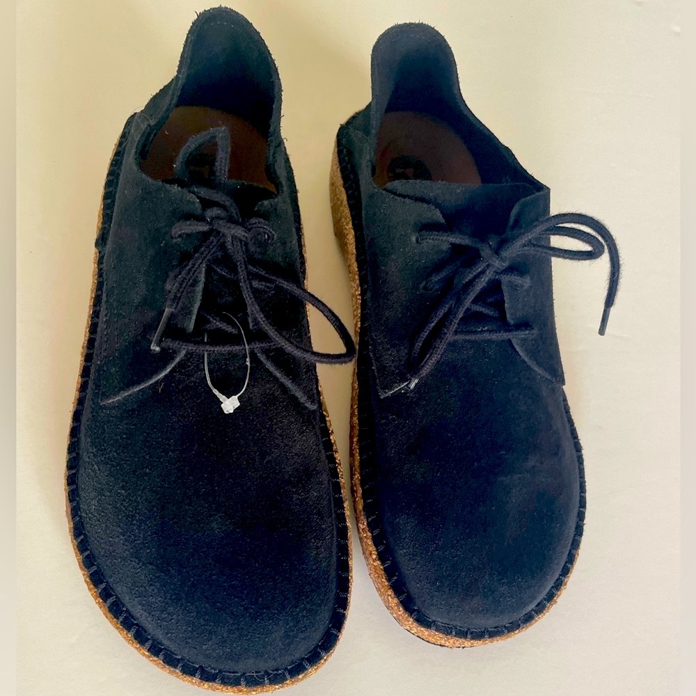 Lace-up Moccasin